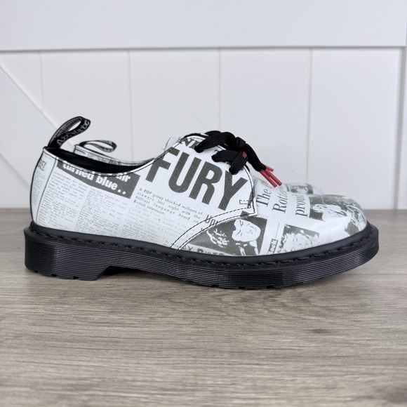 DR. MARTENS Sex Pistols 1461 Oxford Shoes Punk 3-Eye B/W Newspaper Mens Size 11 - Picture 2 of 11